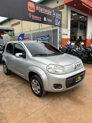 FIAT UNO 1.0 EVO VIVACE 8V FLEX 4P MANUAL FIAT UNO 1.0 EVO VIVACE 8V FLEX 4P MANUAL